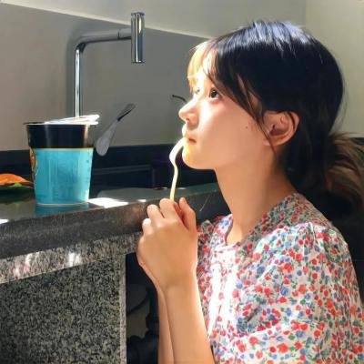 拇指姑娘